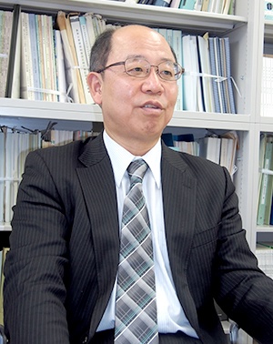 農林水産省 農林水産政策研究所の総括上席研究官(食料・環境領域長)を務める吉井邦恒氏