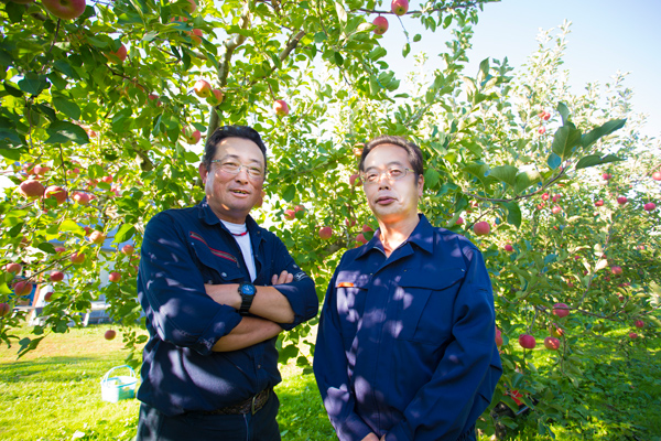 田澤さんと三上部長。二人の信頼関係は厚い（写真：佐藤久）