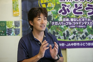 ぶどうの産地としての存亡をかけた取り組みが必要だったと語る小林氏