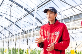 今回取材を行った生産者の中では最も若い、吉本健太 氏