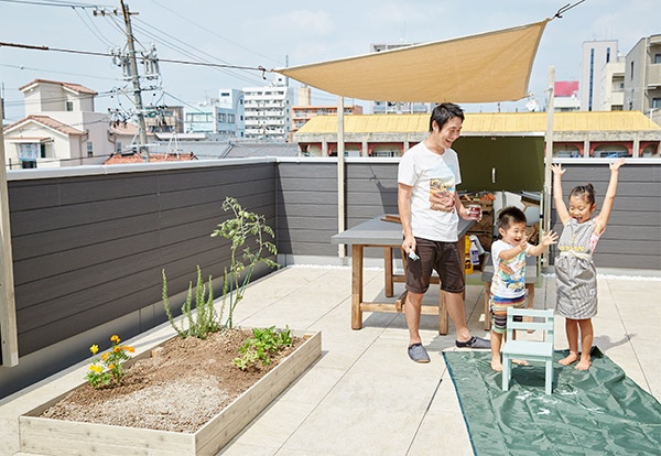 木造住宅の屋上にもミニ菜園を作れる