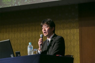 小林 哲也 氏