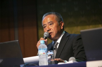 松山 秀人 氏