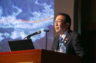 戸梶 眞幸 氏