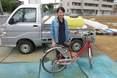 「通勤用」自転車は高校時代に通学で使っていたもの。通勤時間は10分ほど。
