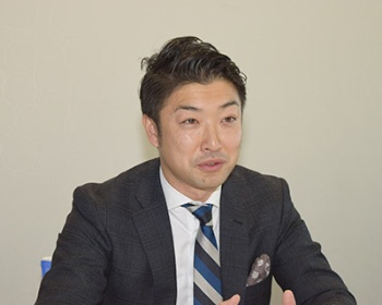 ソフトバンク・テクノロジー<br>営業統括第3営業本部 公共営業統括部 統括部長代行<br>上原 郁磨 氏
