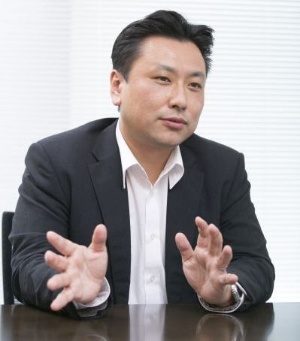 パーソルテクノロジースタッフ<br>IT事業本部 ITサービス部<br>セキュリティサービスG<br>リーダー<br>村中 泰文氏
