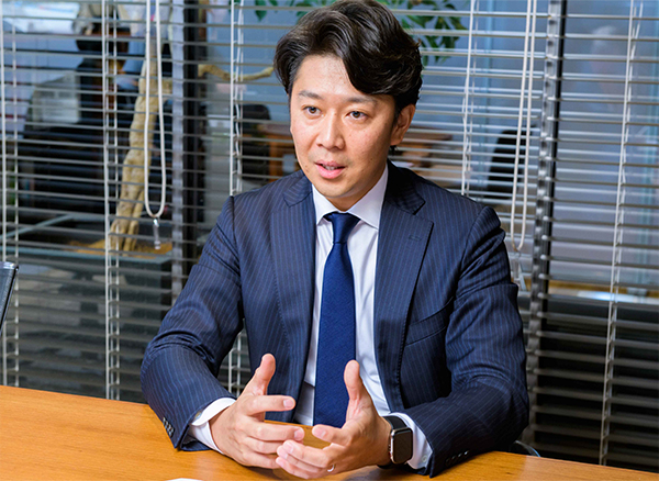 「ビッグデータを分析することで、継続的にサービスレベルを高めていくことができます」
