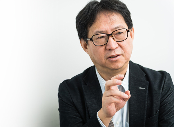 <span>慶應義塾大学 特任教授<br>岩本隆氏</span>
