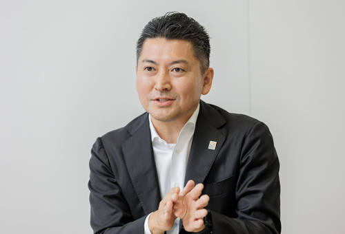 宮﨑盛光氏