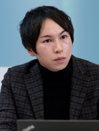 内田 健太氏
