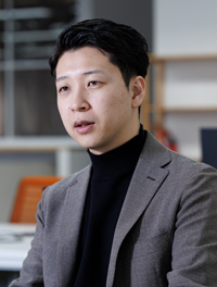 髙原 颯起氏