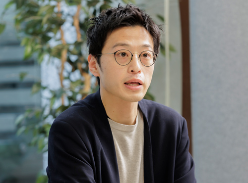鮎川 幹氏