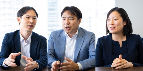 (左)浅見 知弘氏 住友重機械工業 人事本部人事マネジメント部グローバル人事グループ 主査 (中央)前田 信次氏 同 課長 (右)田中 奈津子氏 同 主事