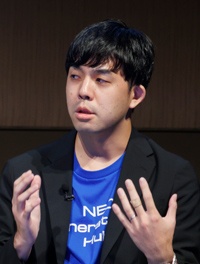 小山田 昌史氏