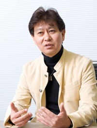 森 英人氏