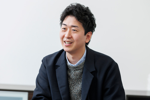 榎谷 拓人氏