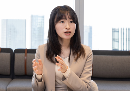柳田 実花氏
