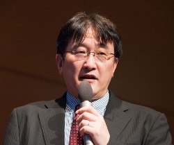ソフトバンク<br>法人事業開発本部 <br>コンサルティング推進室 室長<br>吉田政人氏