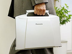 社内モバイルを1週間試してわかった「F8」の6つの効用