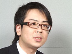 同テクニカルサポート二部 IT基盤管理二課の椎野純一氏。「レッツノートを使っているユーザーからは『壊れにくいので安心して使える』という声も上がっています」。