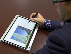 ペン先が細いため、細かな指示などの書き込みもやりやすい。筆記の追従性も良好だ。