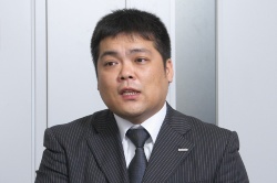 野本氏