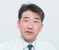 川森 昌樹氏（かわもり・まさき）<br>パナソニック株式会社<br>ITプロダクツビジネスユニット<br>サービス・サポートグループ<br>お客様相談室 お客様相談室長