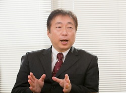 産業能率大学 情報システム部 学生情報サービスセンター長 大住良生氏
