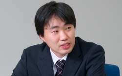 廣 良和氏