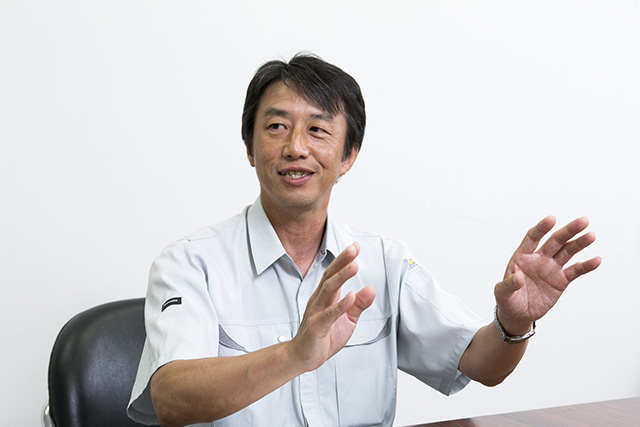 レッツノートの無線LAN開発のこだわりを存分に語ってくれた西川氏。