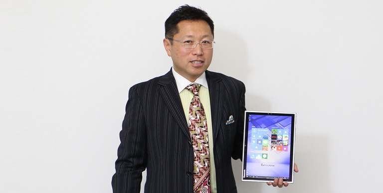 気鋭の新機種「レッツノートXZ6」を戸田覚がインプレッション