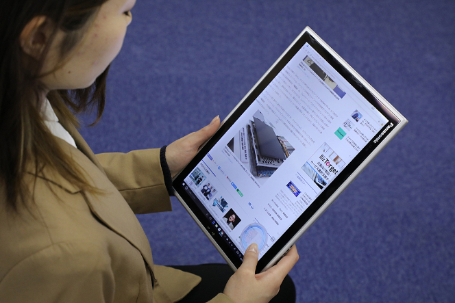 レッツノートXZ6 vs Surface Pro 4 “5番勝負” - 日経 xTECH Special