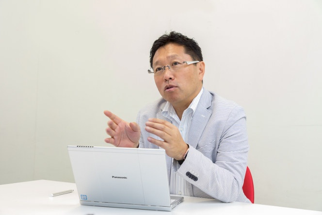 3時間にわたる取材で、ペンと手書きによるワークスタイル革新を語りつくしてくれた戸田氏。