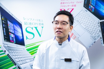 “MADE IN KOBE”による国内生産へのプライドを語ってくれた神戸工場 マイスターの松田洋平氏。