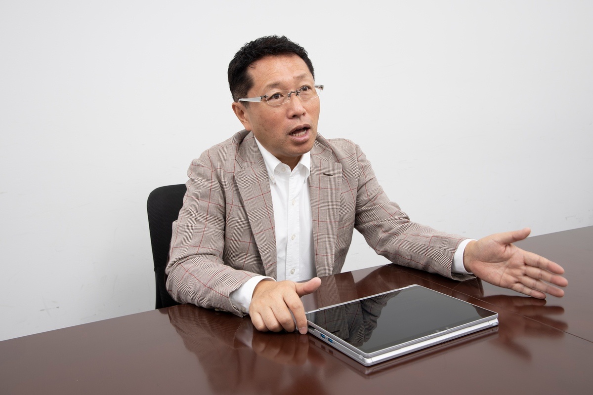 「QV」では「動画の編集作業など、パソコンとしては比較的なヘビーな作業もやってみたい」と戸田氏は語る。