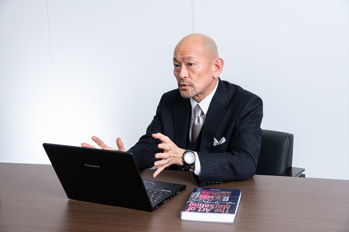 今の時代におけるブランドマネジメントの重要性を強調する音部氏。