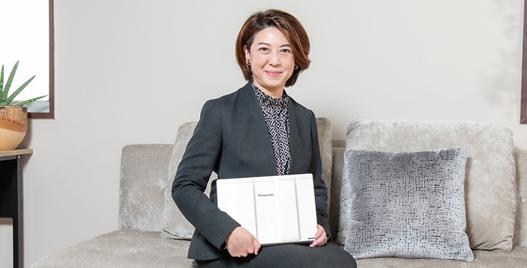 経済ジャーナリスト内田裕子氏がレッツノートを使い続ける納得の理由