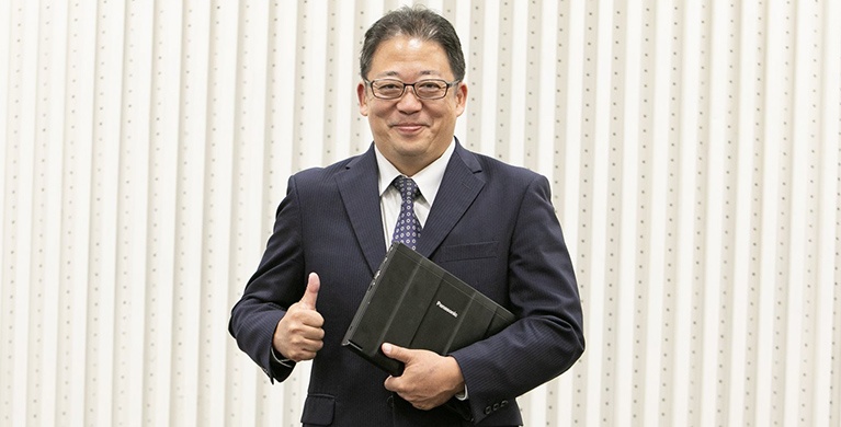 先端教育の現場で活躍する大学副学長が使い続けるレッツノート