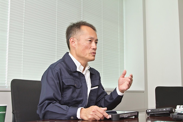 若井氏