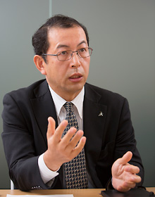 田中氏
