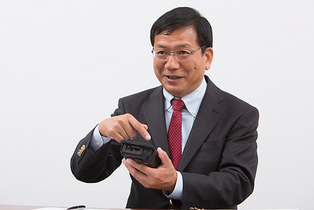 家入氏