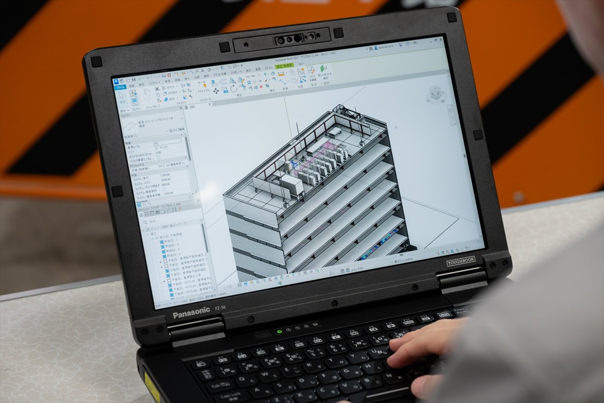 高スペックを必要とされる3D CADデータの展開も、搭載されたGPUと大容量メモリで安定した挙動を実現。