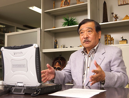 研究の基礎は分類と統計にあるため、パソコンを使わないのは損だと吉村氏はいう。しかし、そこからどういう結論を導き出せるかは、人間の思考力にかかっているとも強調する。