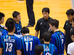 試合中はもちろん、試合前後のデータ分析と活用がチームの勝利を支援している。