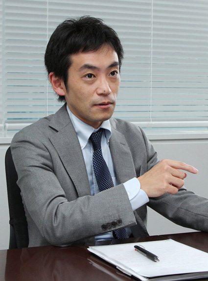 坂口氏