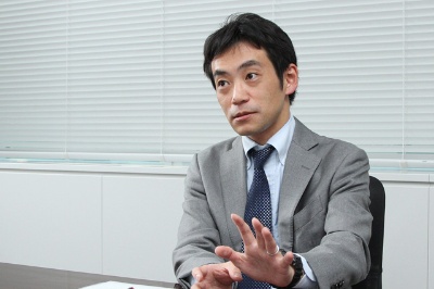 坂口氏