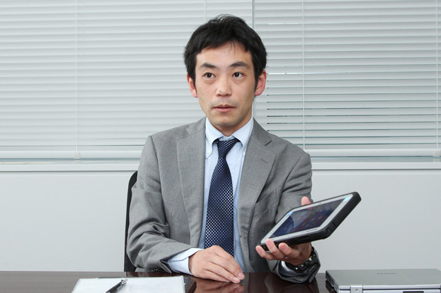 坂口氏