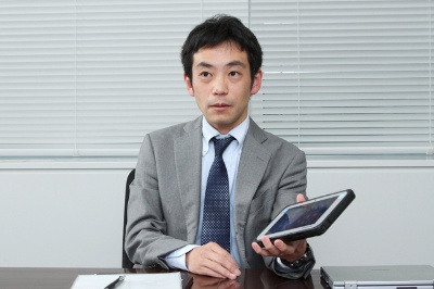 坂口氏