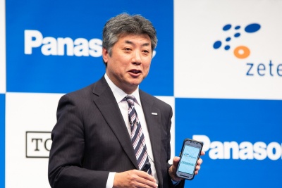パナソニック株式会社 コネクティッドソリューションズ社常務<br>モバイルソリューションズ事業部 事業部長<br>坂元寛明氏